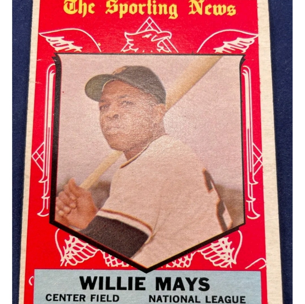 1959 TOPPS  #563 WILLIE MAYS ALL-STAR  SAN FRANCISCO GIANTS CREASED. Fair. Fair
